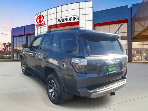 Used 2022 Toyota 4Runner TRD Off-Road Premium image 3
