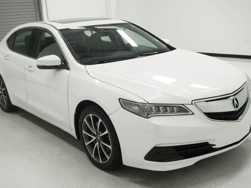 Used 2017 Acura TLX V6 w/ Technology Package FWD image 3