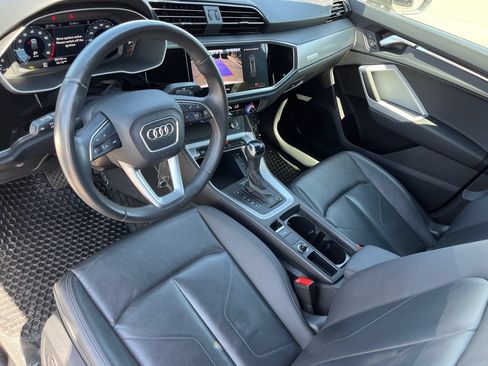 Used 2025 Audi Q3 2.0T Premium AWD/4WD image 16