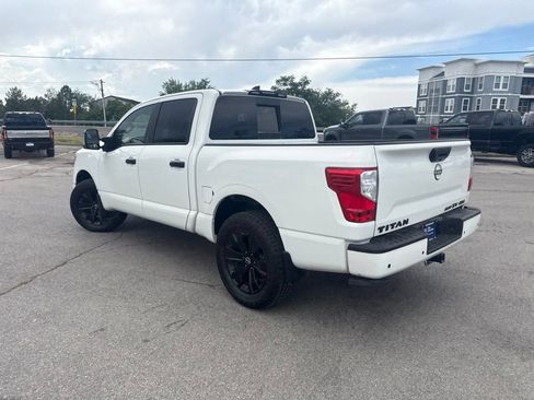 Used 2023 Nissan Titan SV w/ SV Convenience Package AWD/4WD image 11