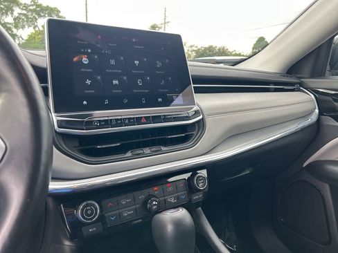 Certified 2022 Jeep Compass Limited image 12