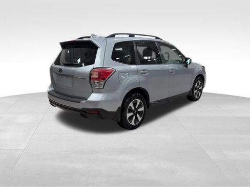 Used 2018 Subaru Forester 2.5i Premium AWD/4WD image 30