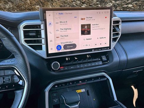 Used 2024 Toyota Tundra Platinum image 6