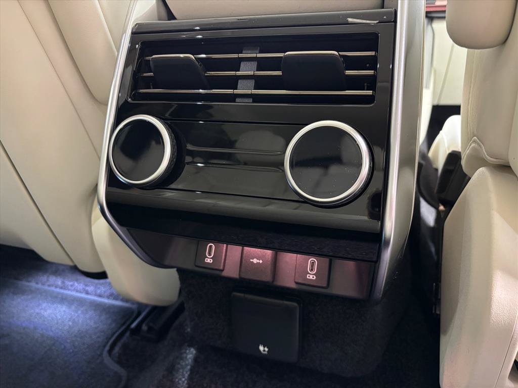 New 2026 Land Rover Range Rover SE AWD/4WD image 37