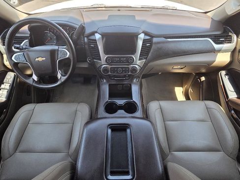 Used 2019 Chevrolet Tahoe LT w/ Luxury Package AWD/4WD image 20