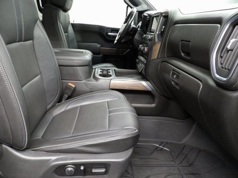 Used 2021 Chevrolet Silverado 1500 High Country w/ Technology Package image 37