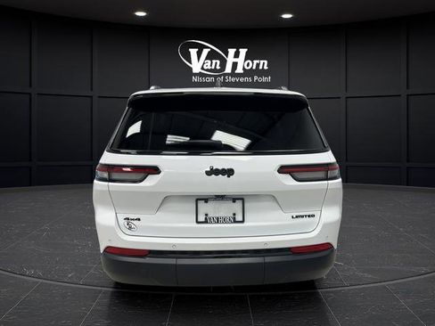 Used 2024 Jeep Grand Cherokee L Limited w/ Black Appearance Package image 4