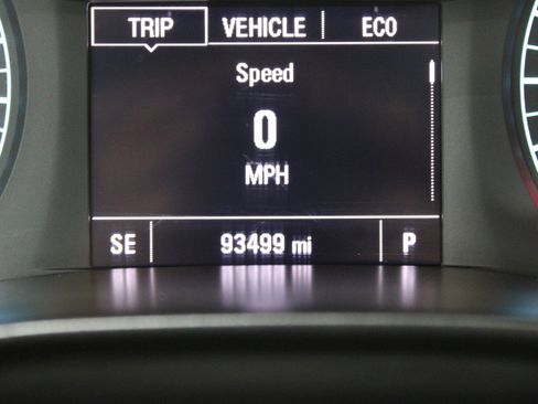 Used 2022 Chevrolet Colorado LT w/ Fleet Safety Package RWD image 27