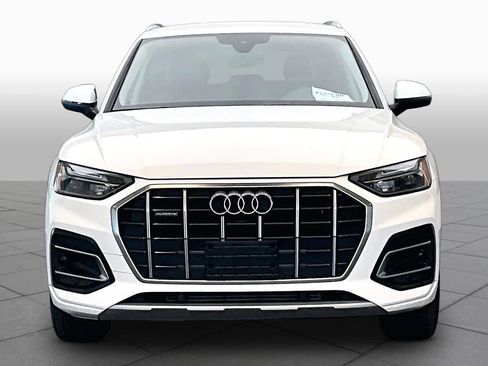 Used 2023 Audi Q5 2.0T Premium w/ Convenience Package AWD/4WD image 5