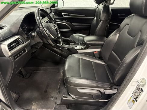 Used 2021 Kia Telluride LX AWD/4WD image 23