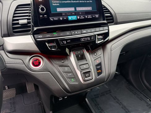 Used 2025 Honda Odyssey Sport-L image 26