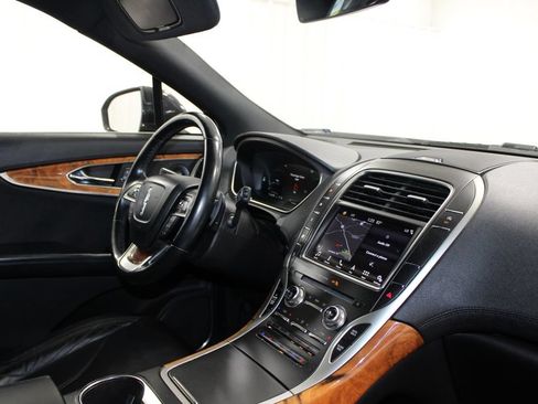 Used 2019 Lincoln Nautilus Reserve w/ Cargo Utility Package AWD/4WD image 25