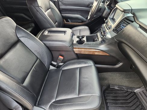 Used 2018 Chevrolet Tahoe LT image 14