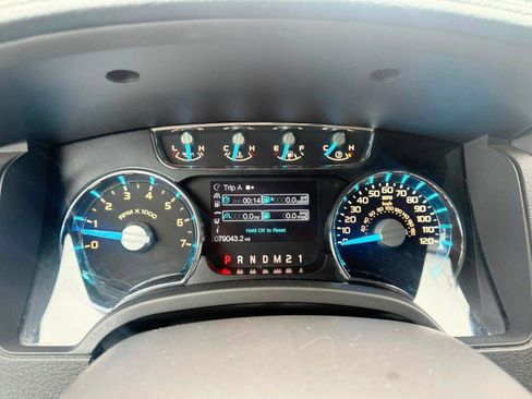 Used 2014 Ford F150 Lariat w/ Equipment Group 502A Luxury AWD/4WD image 23