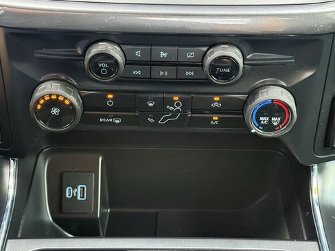 Used 2024 Ford F150 STX image 28