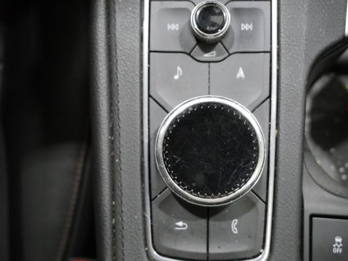 Used 2020 Cadillac XT4 Sport AWD/4WD image 21