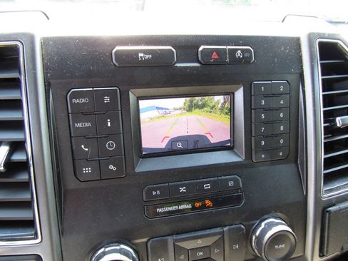 Used 2018 Ford F150 XLT w/ Trailer Tow Package AWD/4WD image 13