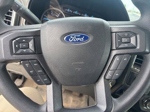 Used 2022 Ford F550 XLT image 36