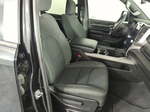 Used 2025 RAM 1500 Big Horn image 33