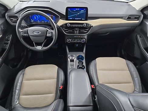 Used 2021 Ford Escape Titanium w/ Titanium Elite Package image 18