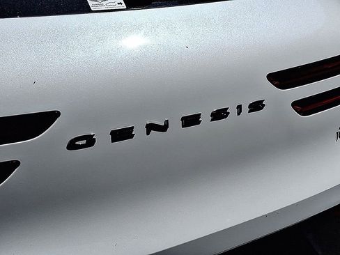 New 2026 Genesis GV70 2.5T Advanced w/ G1 Accessory Package AWD/4WD image 13