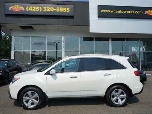 Used 2010 Acura MDX w/ Technology Package AWD/4WD image 2