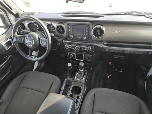 Used 2021 Jeep Wrangler Unlimited Sport image 23