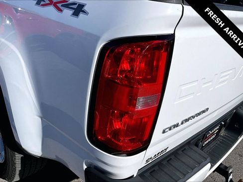 Used 2022 Chevrolet Colorado LT w/ LT Convenience Package image 23