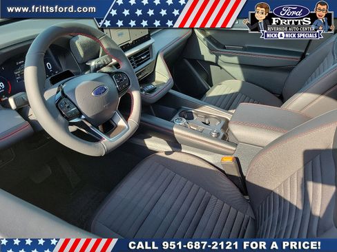 New 2026 Ford Explorer ST-Line image 3