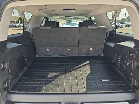 Used 2017 Chevrolet Suburban Premier AWD/4WD image 30