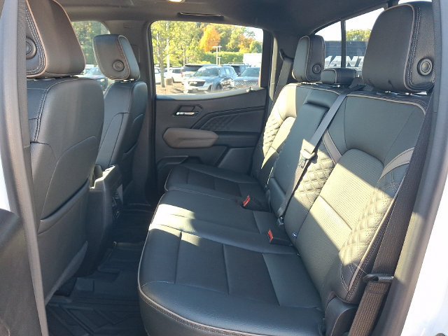 Used 2023 GMC Canyon Denali AWD/4WD image 21