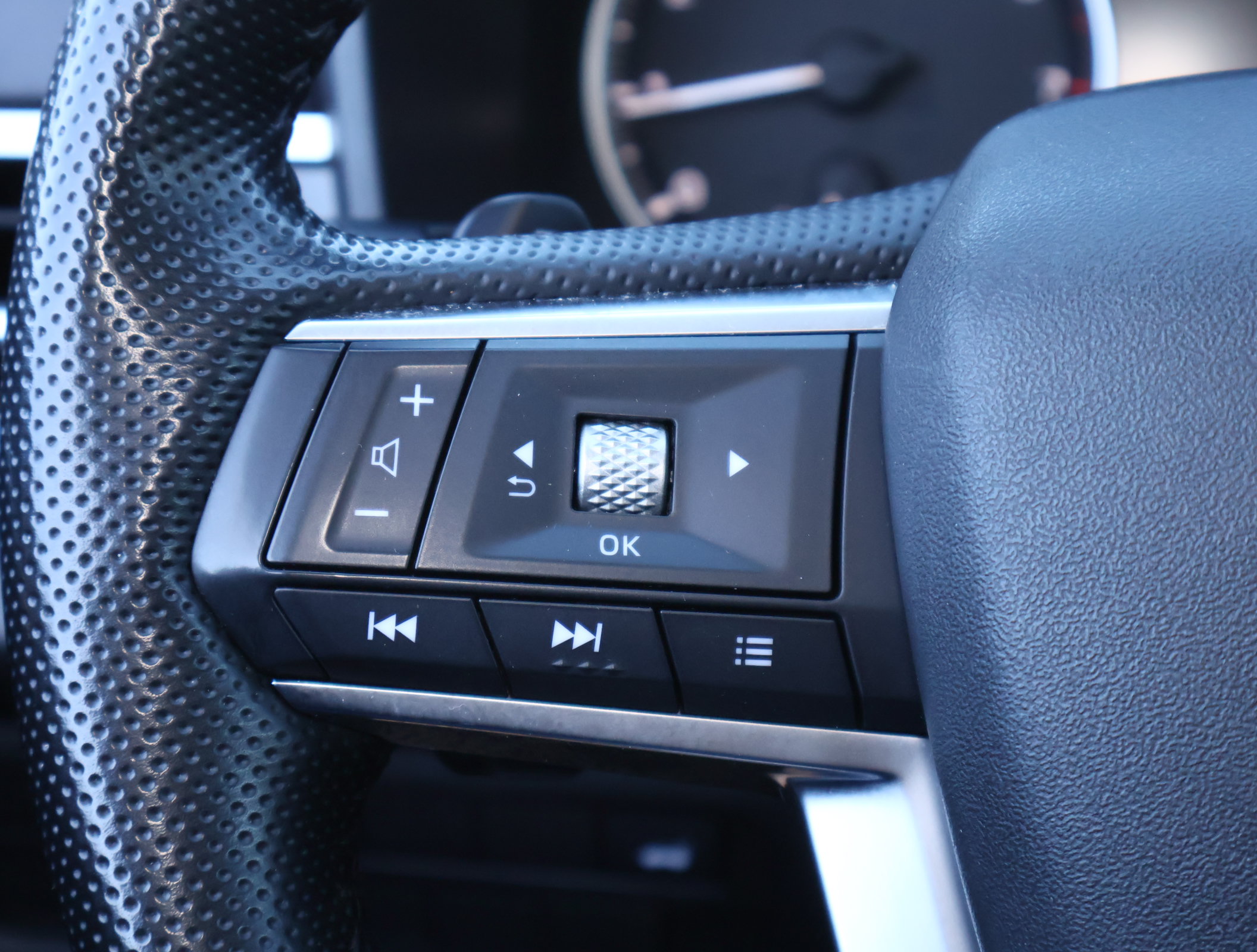 Used 2024 Mitsubishi Outlander SE FWD image 13