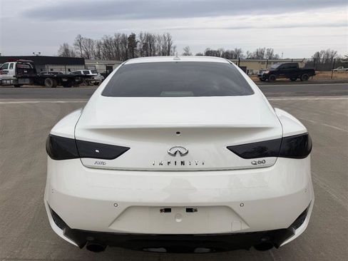 Used 2017 INFINITI Q60 3.0t w/ Premium Plus Package 3.0T image 5