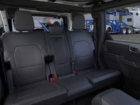 New 2026 Ford Bronco Badlands w/ Sasquatch Package image 11