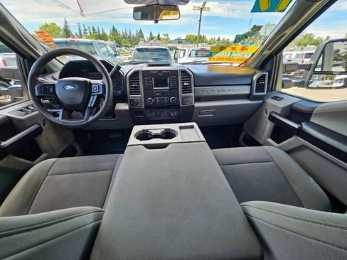 Used 2019 Ford F250 XL w/ Power Equipment Group AWD/4WD image 15