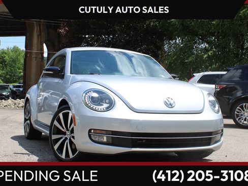 Used 2012 Volkswagen Beetle 2.0T FWD image 1