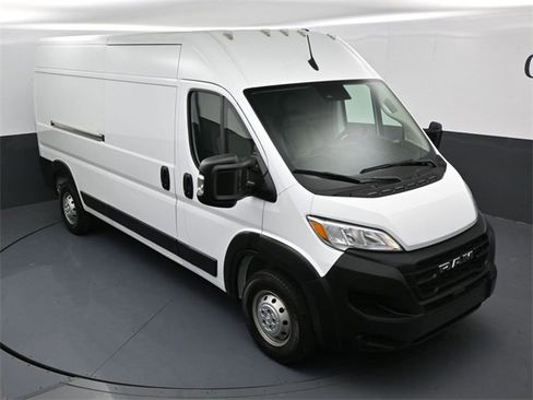 Used 2023 RAM ProMaster 2500 image 20