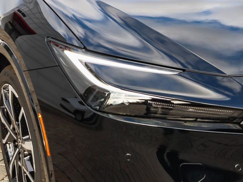 New 2026 Toyota Prius Plug-In Hybrid image 5