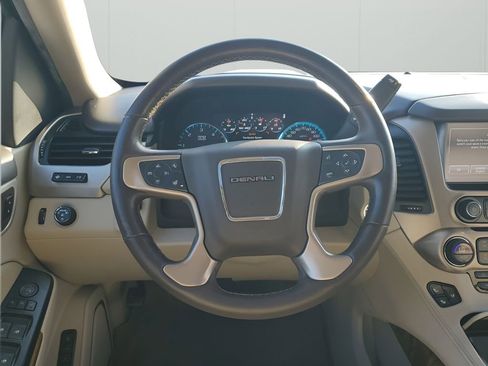 Used 2017 GMC Yukon Denali w/ Open Road Package image 24