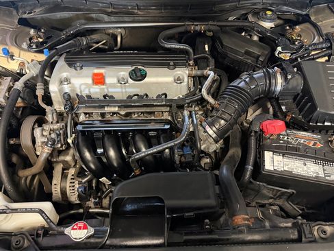 Used 2010 Honda Accord EX image 5