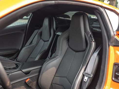 Used 2025 Chevrolet Corvette E-Ray AWD/4WD image 16