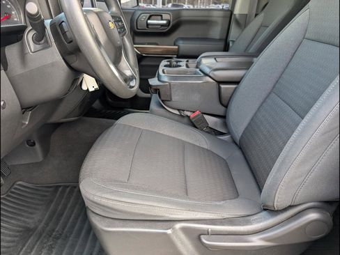 Used 2020 Chevrolet Silverado 1500 LT w/ Z71 Off-Road Package image 12