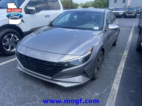 Used 2022 Hyundai Elantra SEL FWD image 1