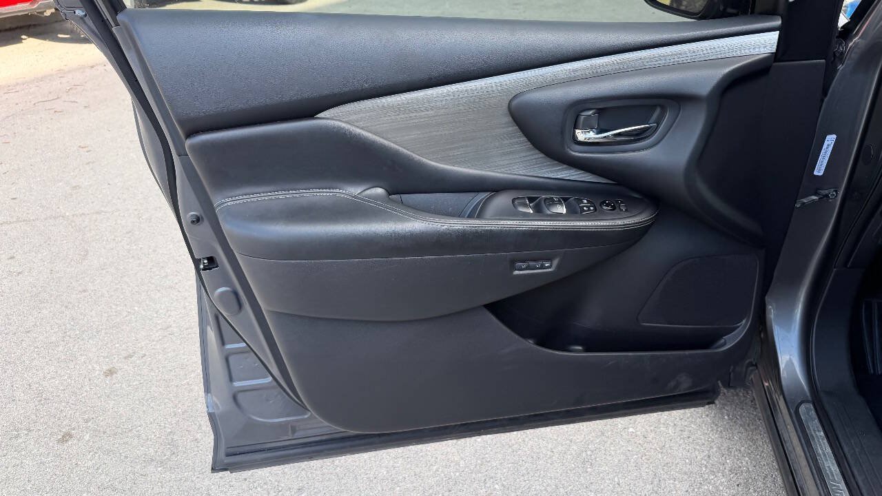 Used 2015 Nissan Murano SL w/ SL Technology Package AWD/4WD image 18