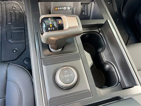 New 2025 GMC Hummer EV 3X image 12