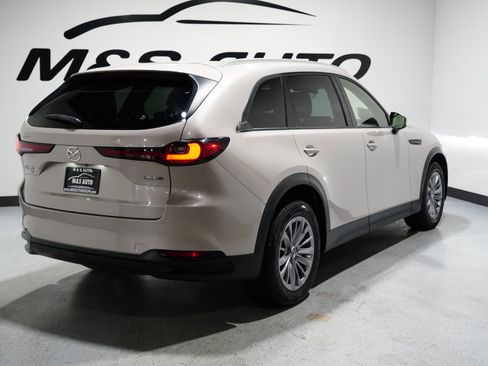 Used 2024 MAZDA CX-90 3.3 Turbo w/ Preferred Plus image 6