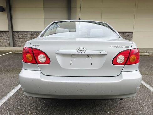 Used 2004 Toyota Corolla LE FWD image 4