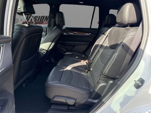 Used 2023 Cadillac XT6 Sport w/ Platinum Package AWD/4WD image 10