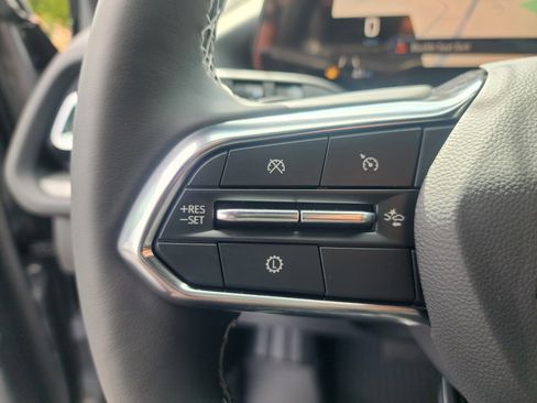 New 2025 Chevrolet Traverse LT w/ Driver Confidence Package image 30