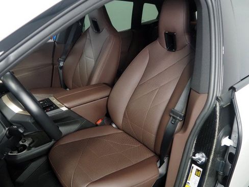 Used 2024 BMW iX xDrive50 w/ Premium Package AWD/4WD image 13
